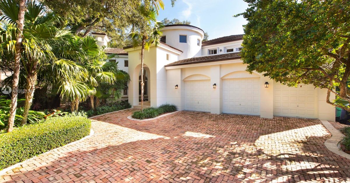 Exceptional Properties with Modern Amenities - Haven Lifestyles