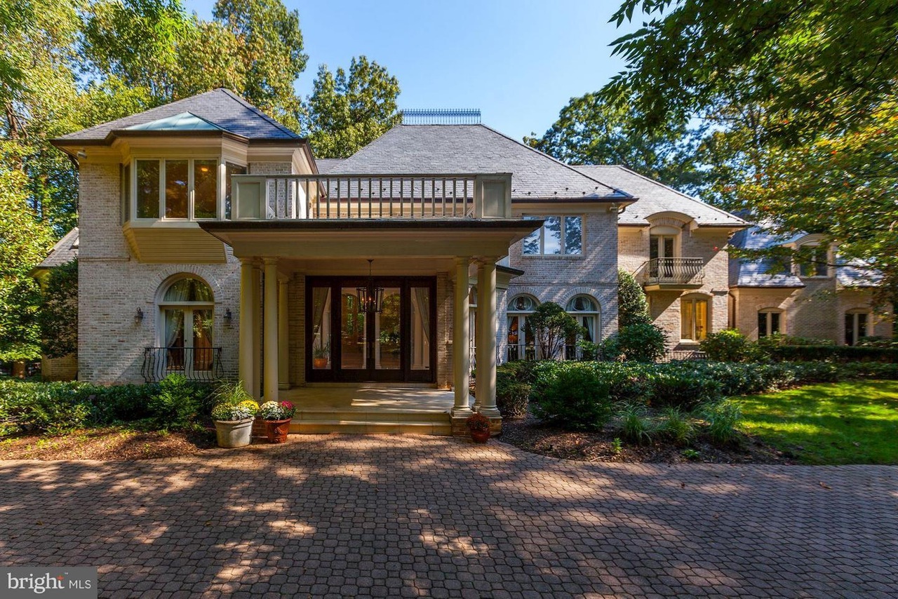 7 Breathtaking Homes on the Market in Clearwater & Clearwater Beach