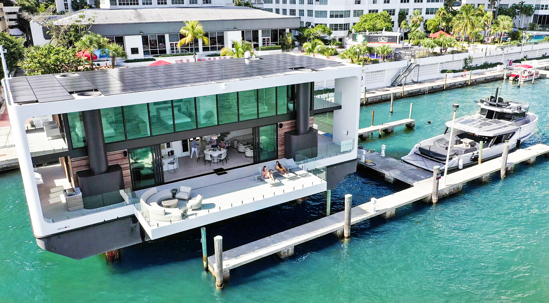 Hot Home Immaculate Mansion on the Water in Brickell Haven Lifestyles