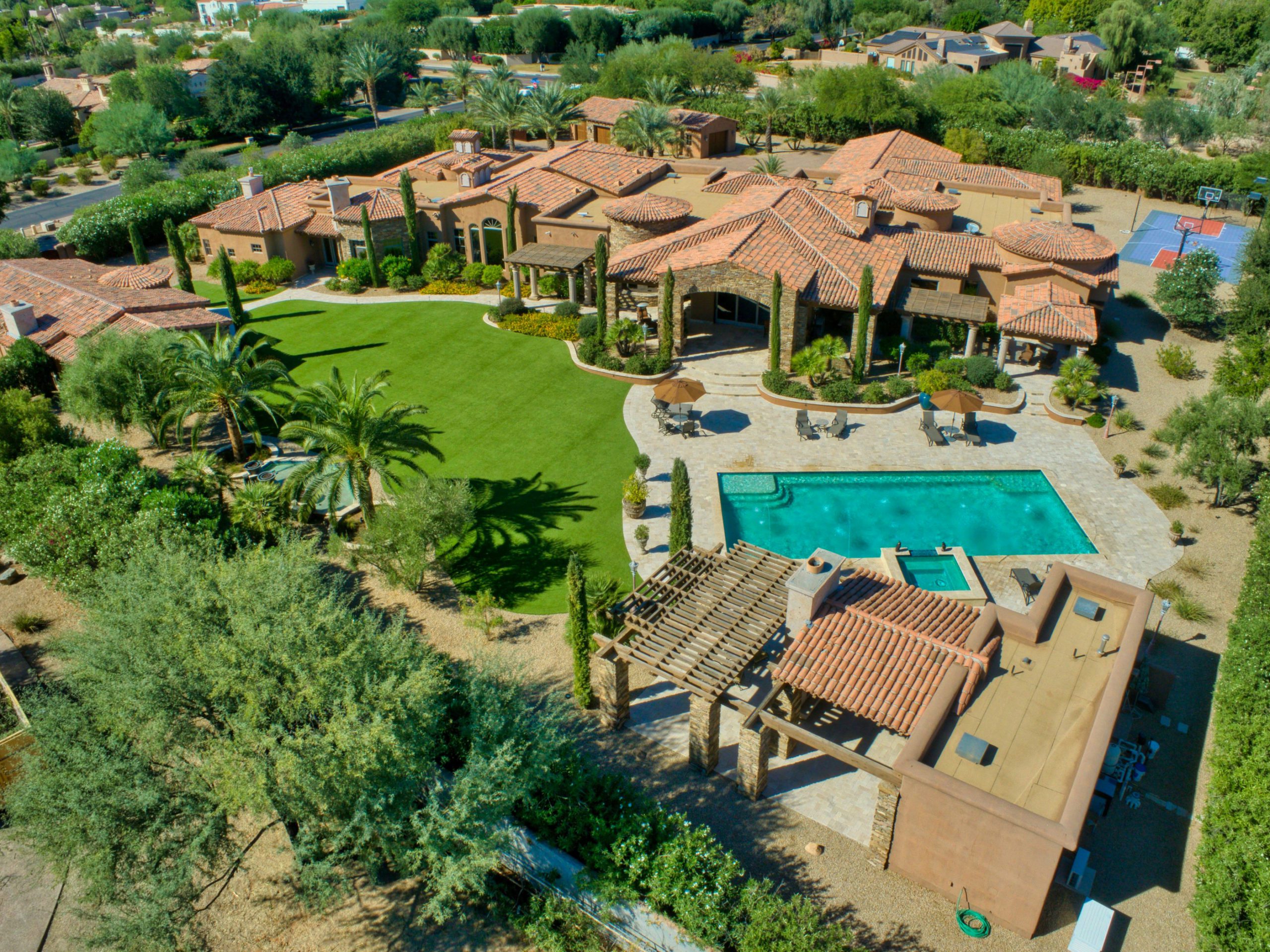 5 Homes On The Market in Paradise Valley Haven Lifestyles