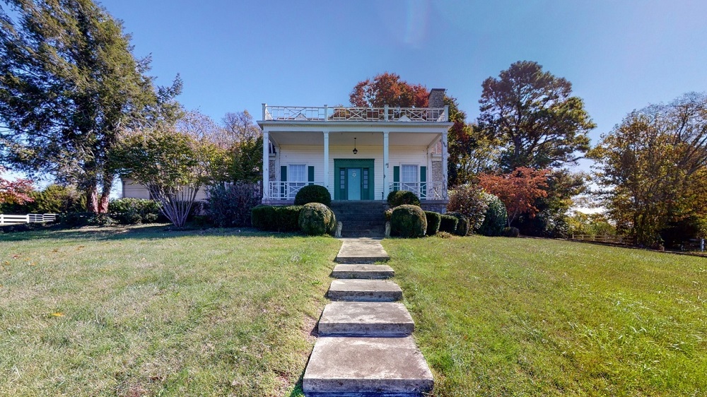 7 Tennessee Properties On The Market With Sprawling Backyards Haven