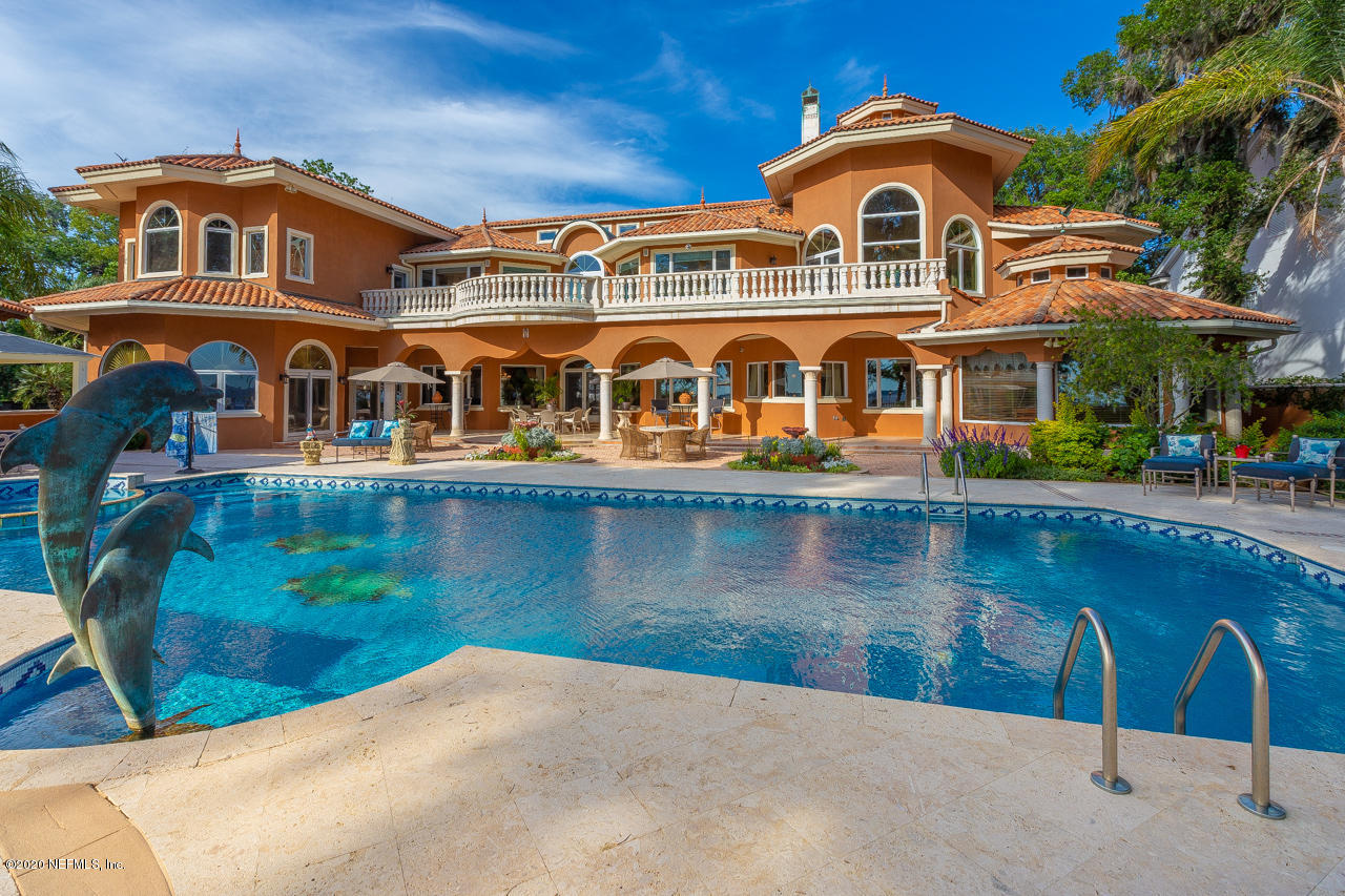 7 Beautiful Homes On The Market In Jacksonville Haven Lifestyles