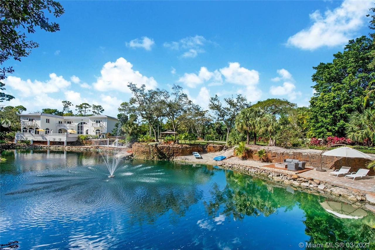 Stunning Places to Live Near Miami Haven Lifestyles