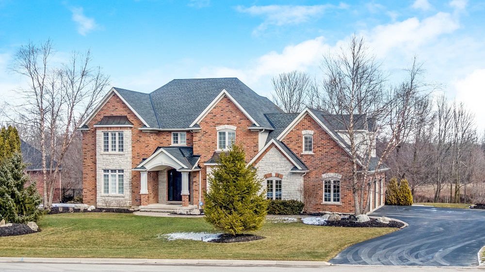5 Beautiful Homes On The Market In Burlington & Hamilton Haven Lifestyles
