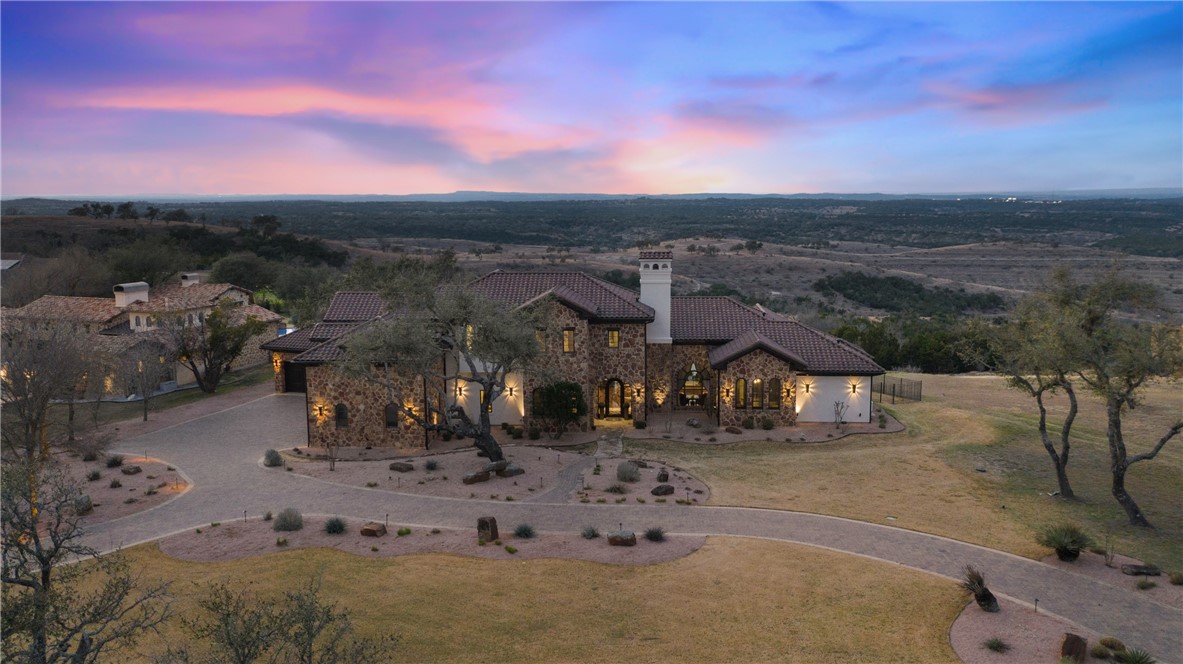 5 Properties On The Market With Stunning Views Haven Lifestyles