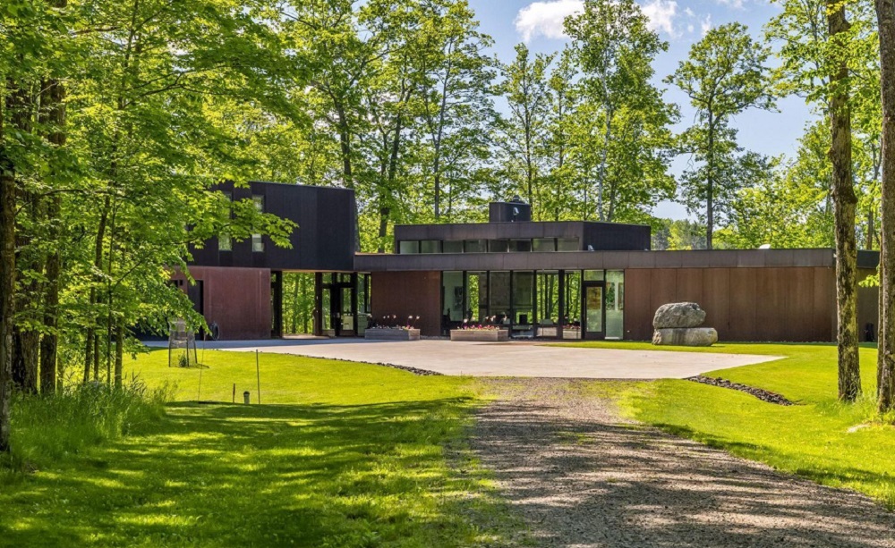 7 Minnesota Properties on the Market with Sprawling Acreage Haven