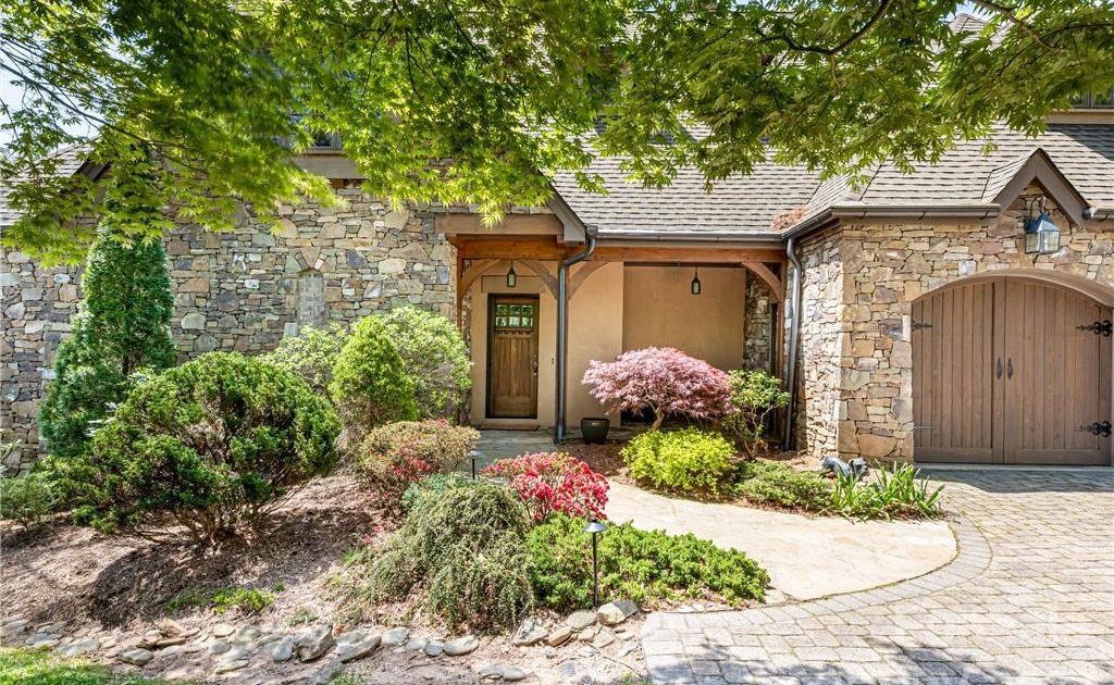 10 Luxurious North Carolina Homes On The Market Haven Lifestyles