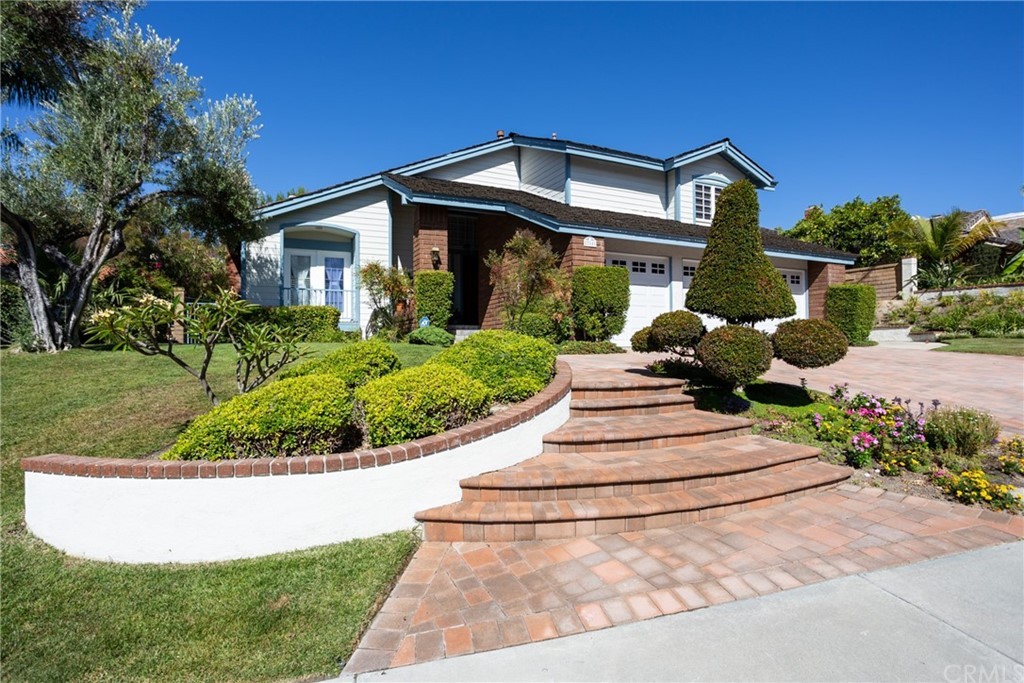 11 Incredible Homes On The Market - Haven Lifestyles