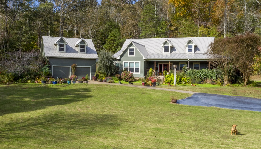 2 Fabulous Brick Homes for Sale in Alabama & Mississippi Haven Lifestyles