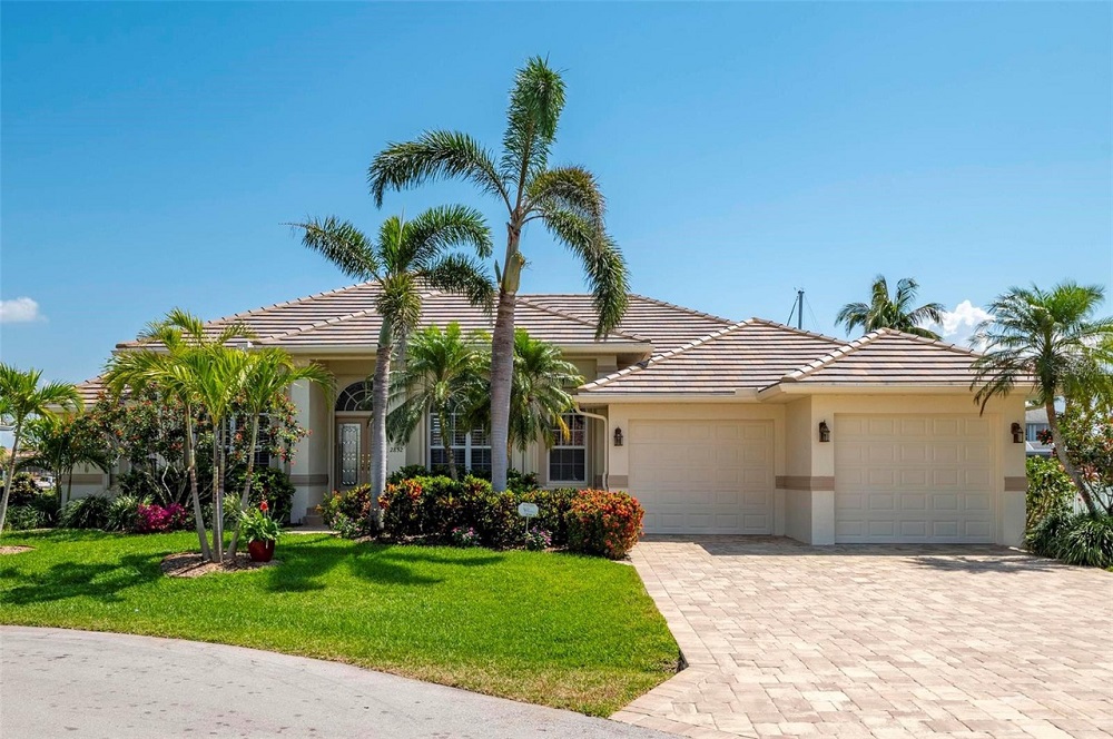 10 Pool Homes to Buy in Florida Haven Lifestyles