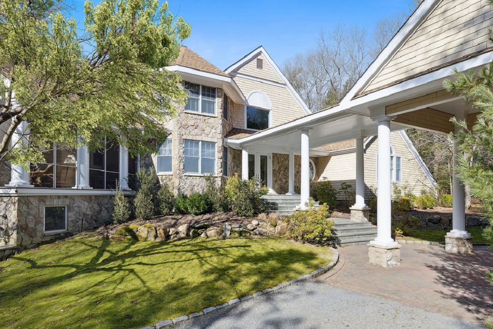 10 Luxurious Homes for Sale in Connecticut & New York Haven Lifestyles