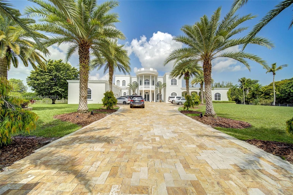 8 Stunning Homes in Florida for Sale Haven Lifestyles