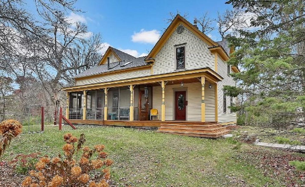 11 Waterfront & Lakebound Homes for Sale in Minnesota and South Dakota Haven Lifestyles