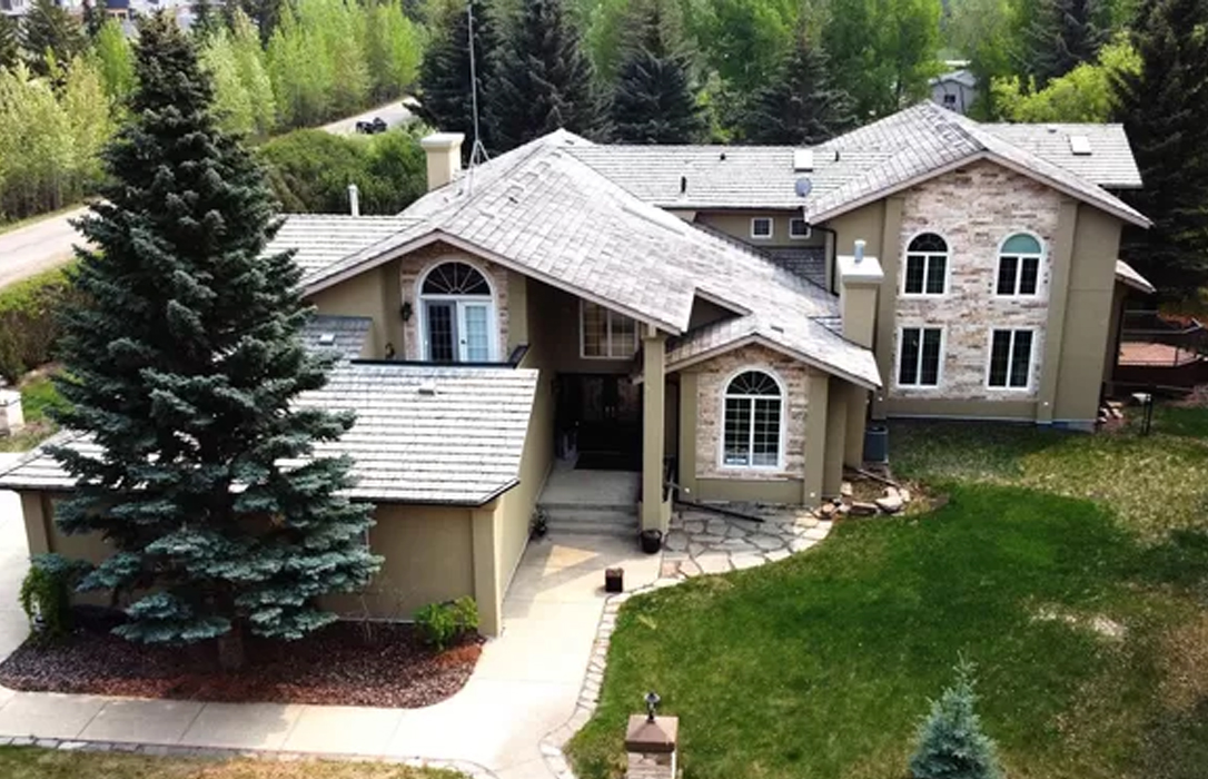 8 Luxury Homes for Sale in Alberta & Florida Haven Lifestyles