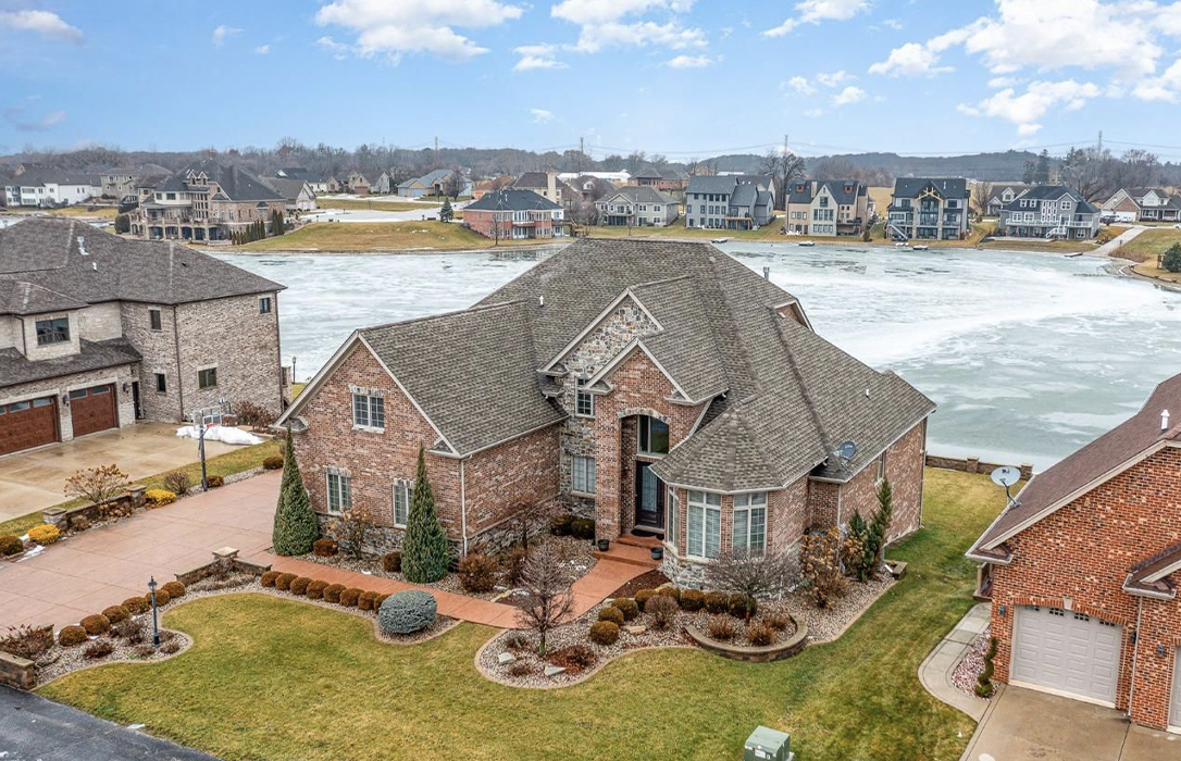 6 Serene Homes in Illinois & Nearby Areas Haven Lifestyles