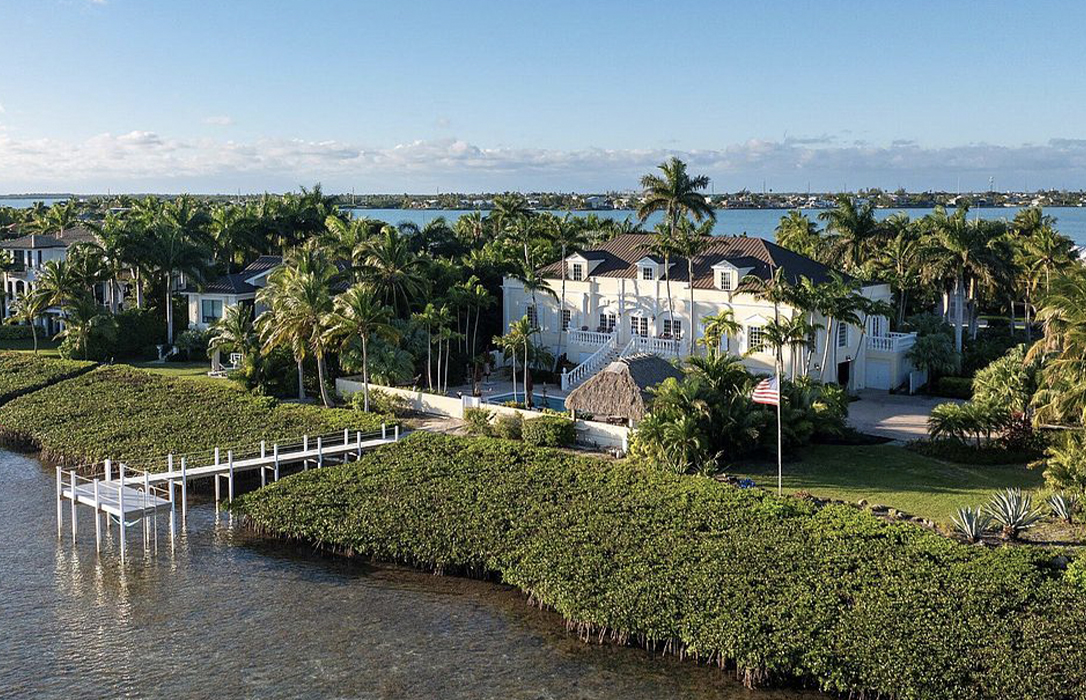 11 Luxurious Homes for Sale in Florida and the Virgin Islands Haven