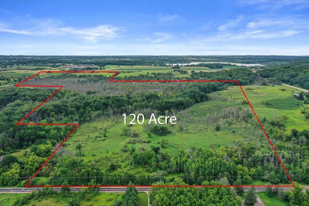5 Spacious Wisconsin Estates Now Available: From Land Opportunities to ...